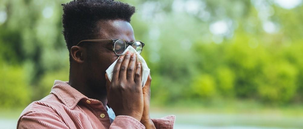 Hay fever: How to cope with a 'pollen bomb' during a heatwave